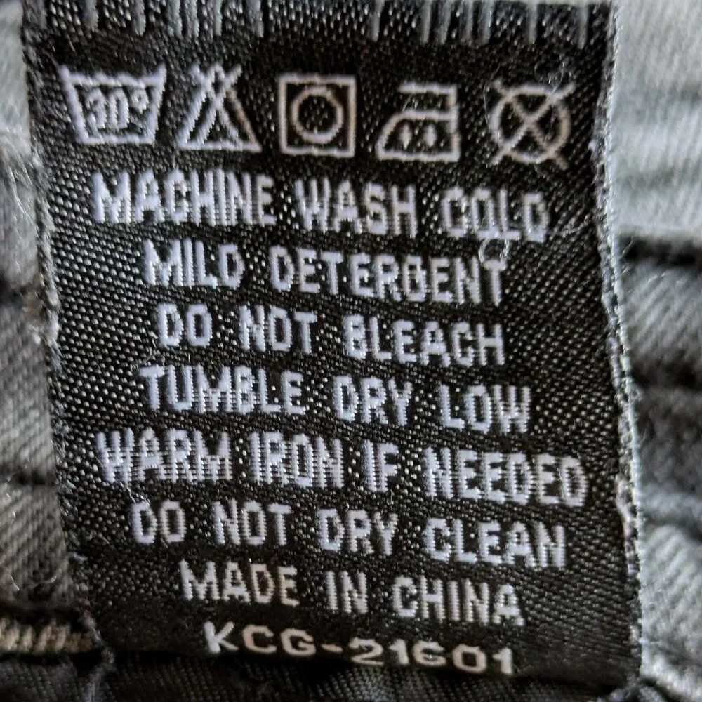 Black Men's Shorts Waist 36 - Picture 12 of 12
